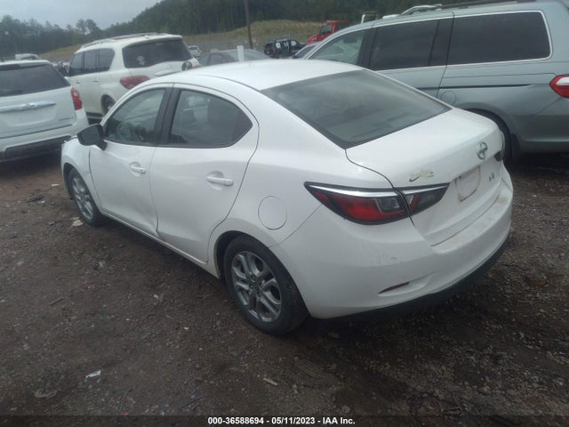 2016 SCION IA VIN: 3MYDLBZV5GY107565