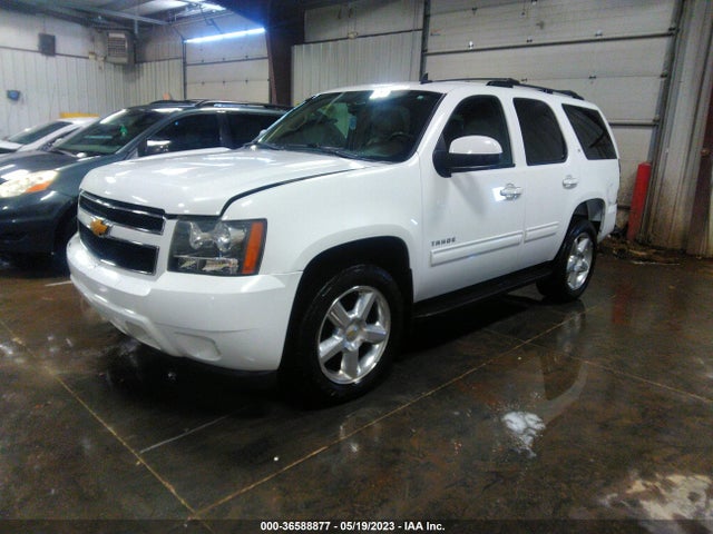 Chevrolet Tahoe Lt 2014 1GNSKBE01ER182678 Image 2