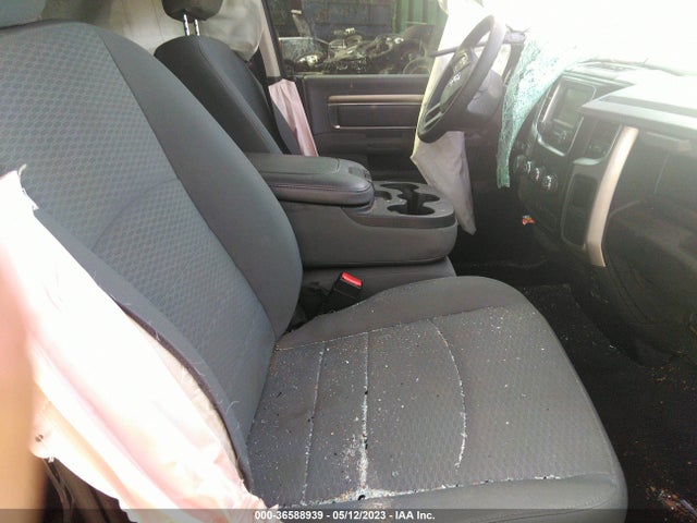 1C6RR7GT2JS118151 RAM 1500 Slt