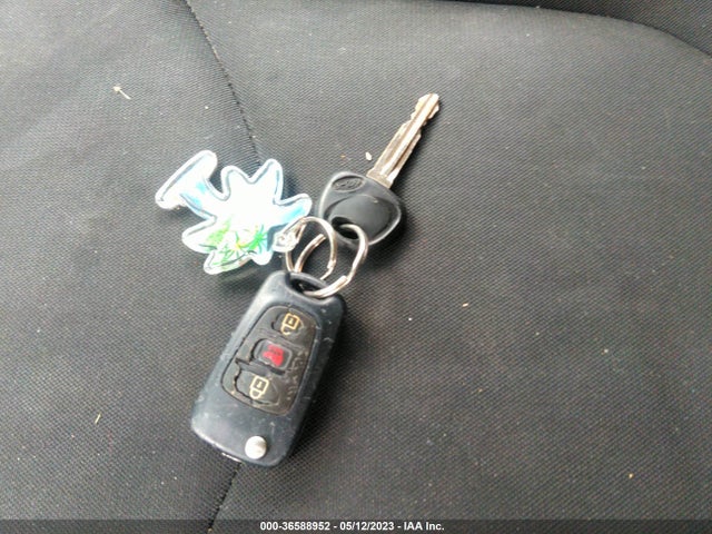 2012 KIA SOUL VIN: KNDJT2A61C7409484