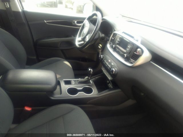 5XYPGDA37GG073719 KIA SORENTO LX