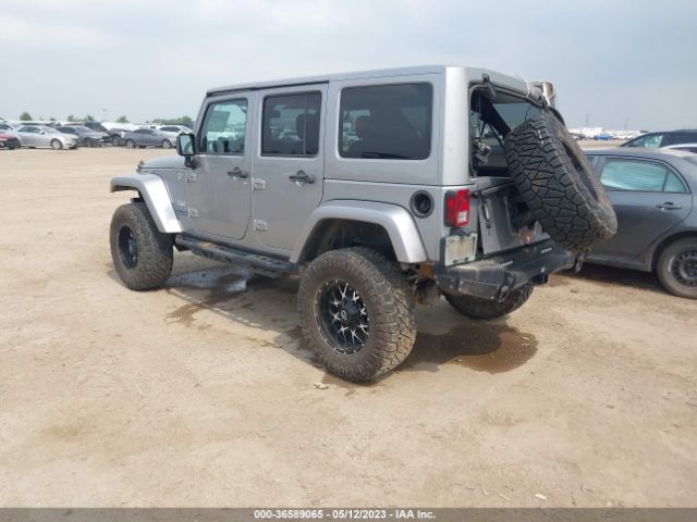 1C4BJWEG3EL138717 Jeep Wrangler Unlimited Sahara