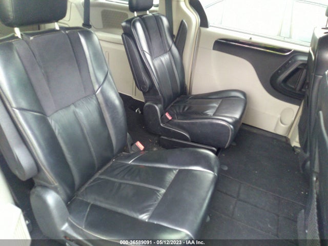 2C4RC1GG5ER275092 Chrysler Town & Country Limited