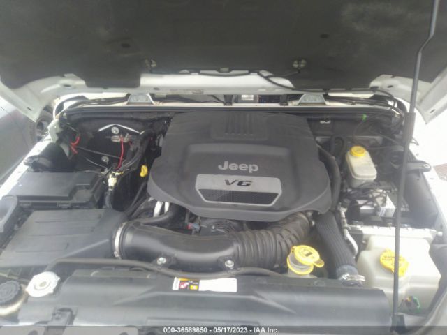 1C4HJWEG6EL233721 Jeep Wrangler Unlimited Sahara