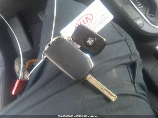 KNDJ23AU4L7727719 KIA SOUL S