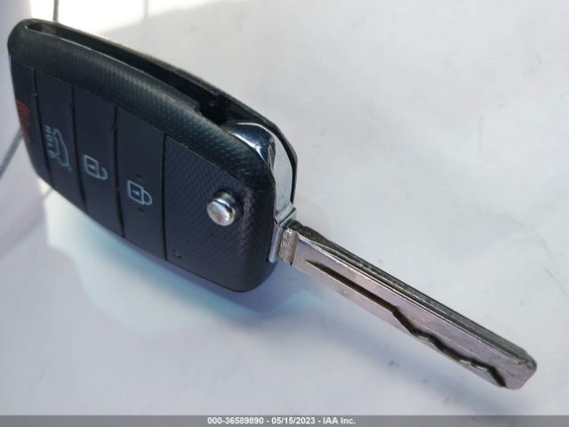 KNDJN2A25H7442194 KIA Soul Base