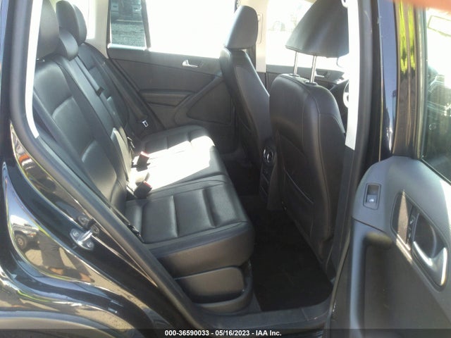 WVGAV7AX1HK034101 Volkswagen TIGUAN