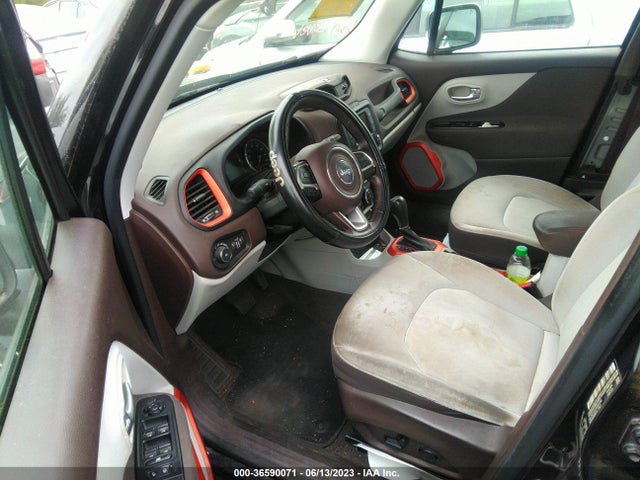 ZACCJABT5FPB18796 Jeep Renegade Latitude