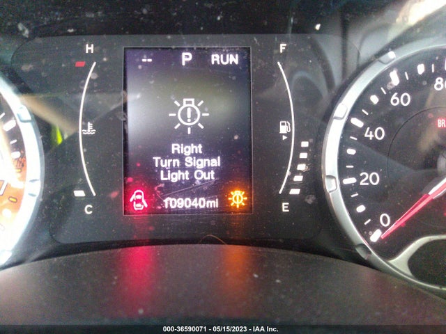 ZACCJABT5FPB18796 Jeep Renegade Latitude