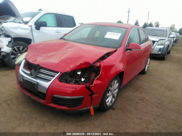 2010 VOLKSWAGEN JETTA SEDAN SE VIN: 3VWRX7AJ8AM014498