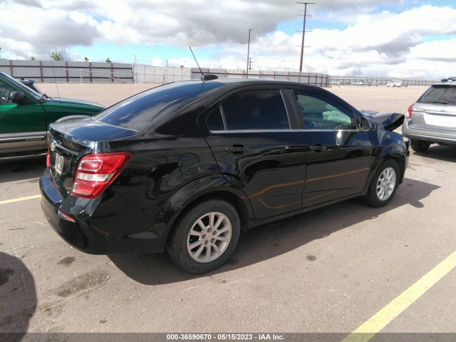 Chevrolet SONIC LT 2018 1G1JD5SH9J4101887 Image 4