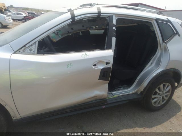 KNMAT2MV1JP528880 Nissan ROGUE SV