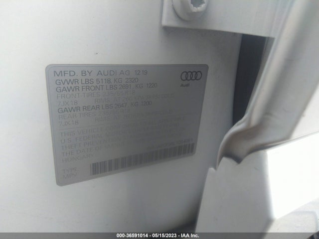 WA1AECF36L1054081 Audi Q3 PREMIUM