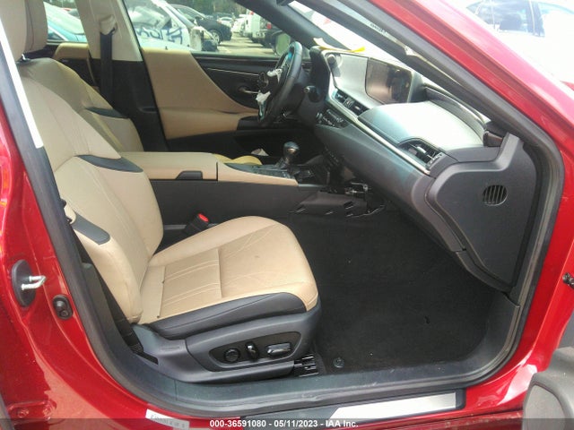 58AF21B11LU008741 Lexus Es Es 300h Ultra Luxury