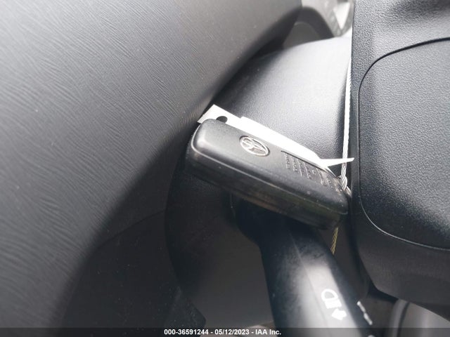 Toyota Prius Four 2015 JTDKN3DU9F0398472 Image 11