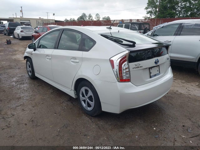 Toyota Prius Four 2015 JTDKN3DU9F0398472 Image 3