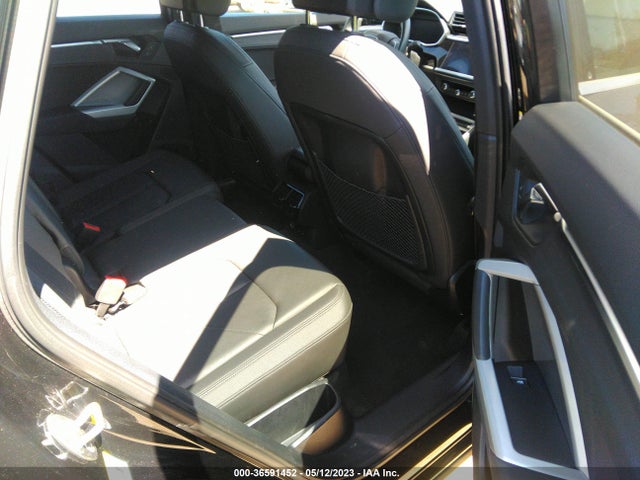 WA1AUCF30M1099330 Audi Q3 PREMIUM