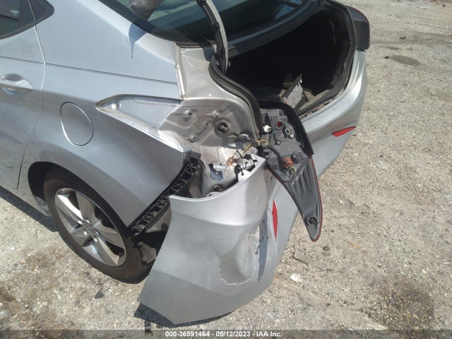 2013 HYUNDAI ELANTRA GLS VIN: 5NPDH4AE8DH445347