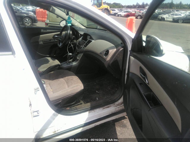 Chevrolet Cruze 1lt 2014 1G1PC5SB0E7222725 Image 5