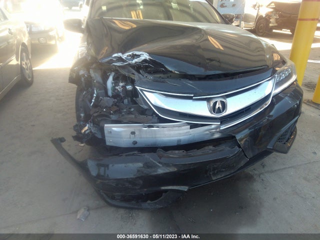 19UDE2F83HA011268 Acura Ilx W/premium