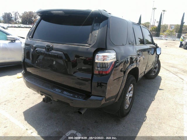Toyota 4RUNNER SR5 2022 JTEMU5JR7N5976699 Image 4