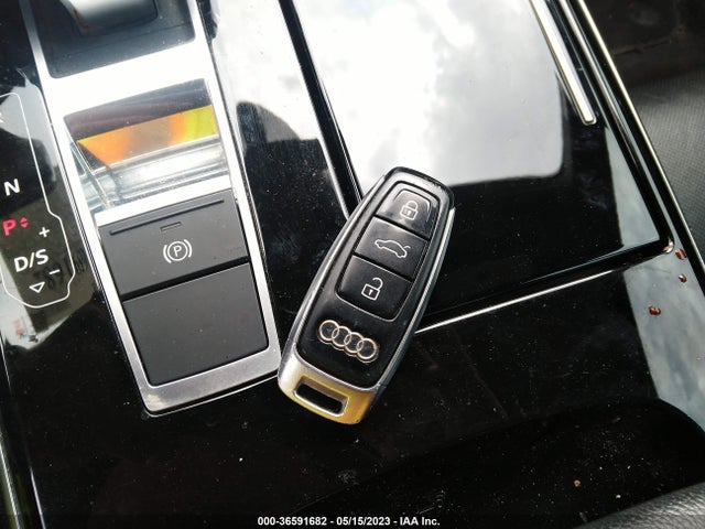 2019 Audi A8, VIN: WAU8DAF83KN009160