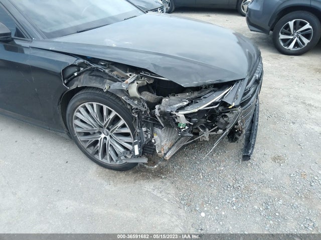 2019 Audi A8, VIN: WAU8DAF83KN009160