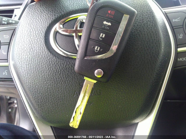 Toyota CAMRY LE 2021 4T1C11AK2MU467513 Image 3
