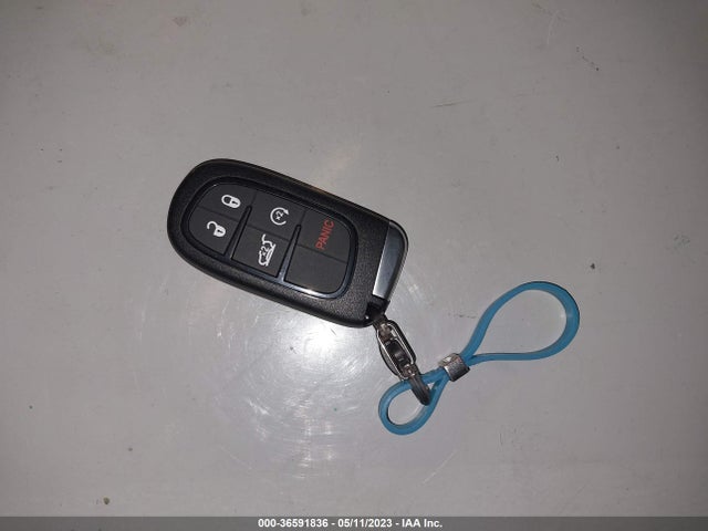 1C4PJMCS4HW636817 Jeep Cherokee Latitude