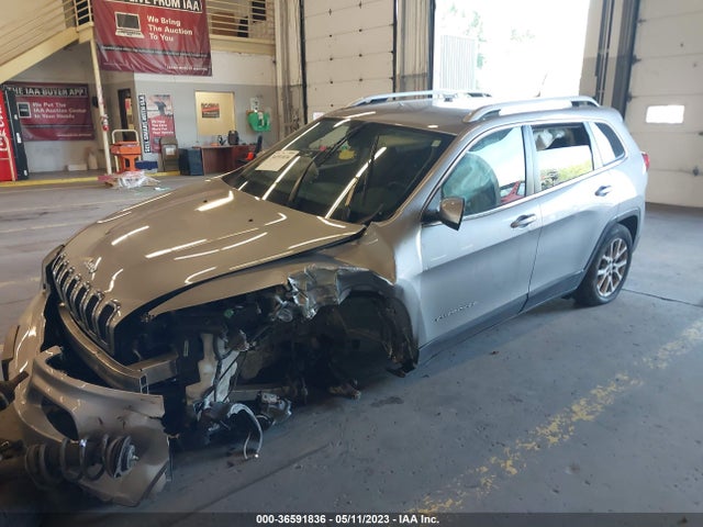 1C4PJMCS4HW636817 Jeep Cherokee Latitude