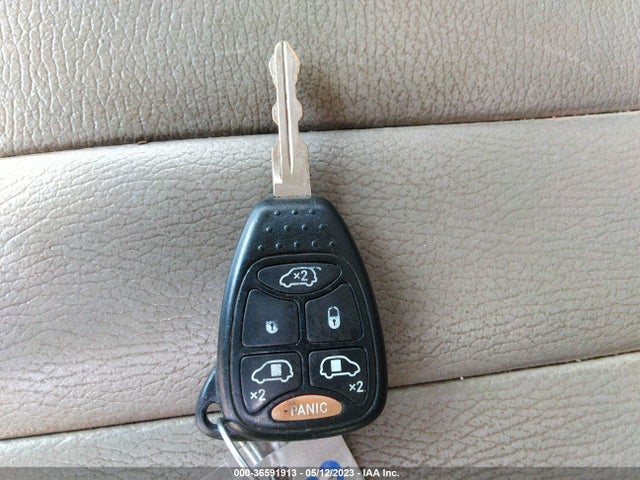2006 CHRYSLER TOWN & COUNTRY LWB TOURING VIN: 2A8GP54L06R667251
