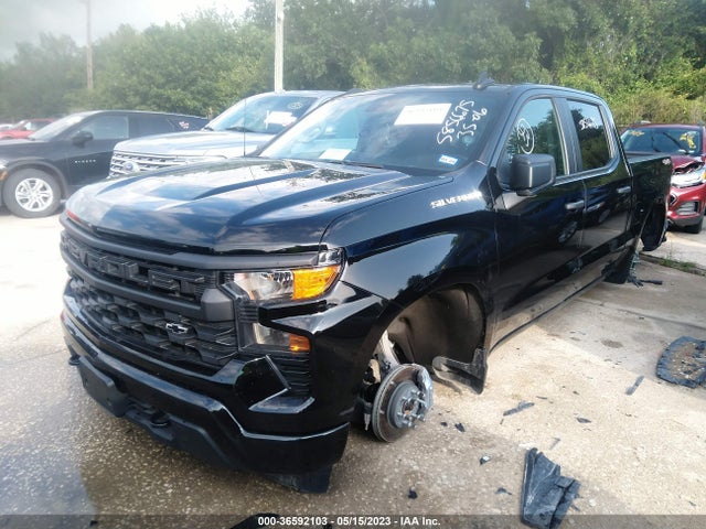 Chevrolet Silverado 1500 Custom 2022 1GCPDBEK9NZ586287 Image 2