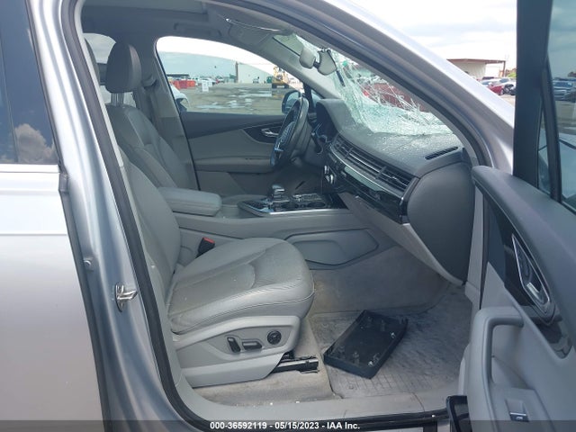 WA1LAAF73HD005177 Audi Q7 Premium Plus