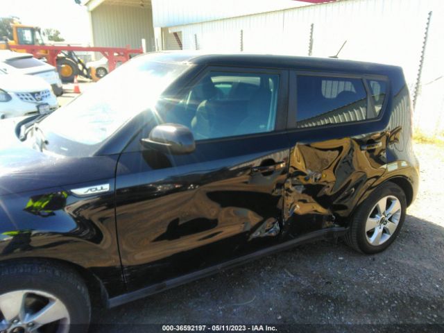 KNDJN2A20H7410964 KIA Soul Base