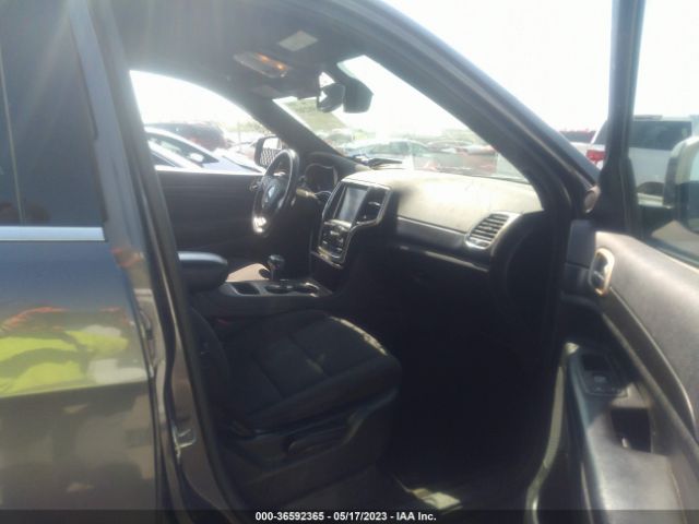 1C4RJEAG0FC727675 Jeep Grand Cherokee Laredo