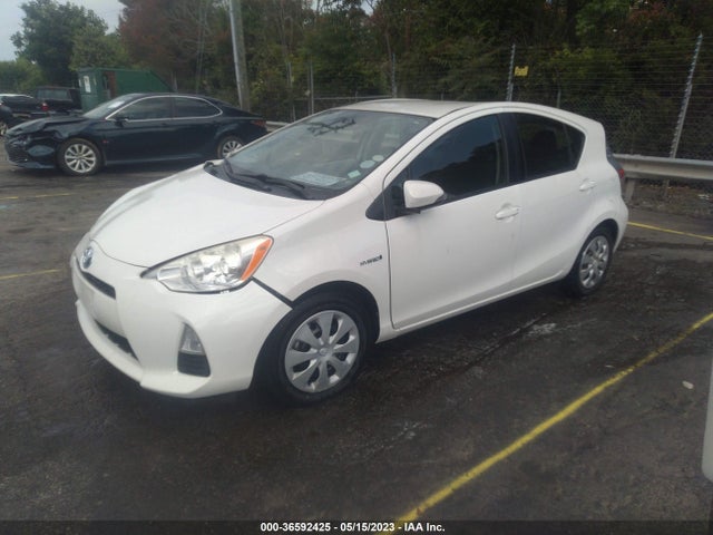 36592425 :رقم المزاد ، JTDKDTB36D1546453 vin ، 2013 Toyota Prius C One/two/three/four مزاد بيع