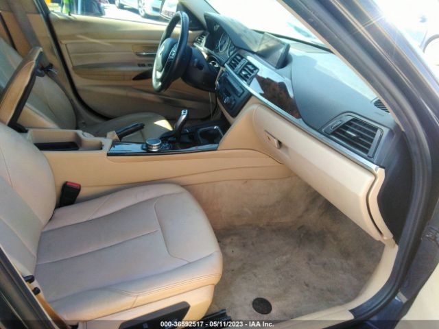 WBA3C1C58FK119782 BMW 3 Series 328i