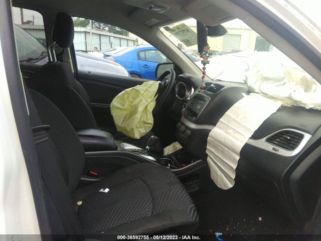 Dodge JOURNEY SE 2019 3C4PDCBB4KT779346 Image 5
