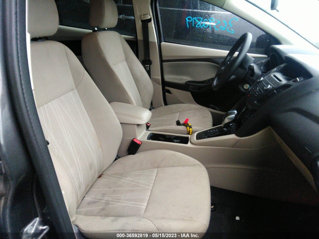 Ford FOCUS SE 2016 1FADP3F29GL233414 Image 6