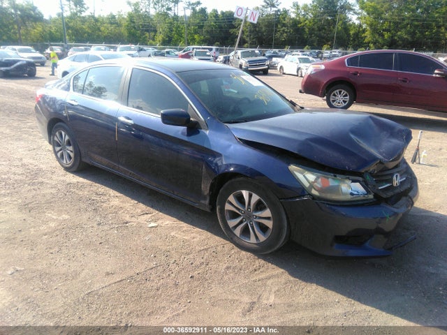 2014 1HGCR2F33EA085645 main image