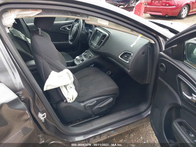 Chrysler 200 Limited 2016 1C3CCCAB2GN167225 Image 5