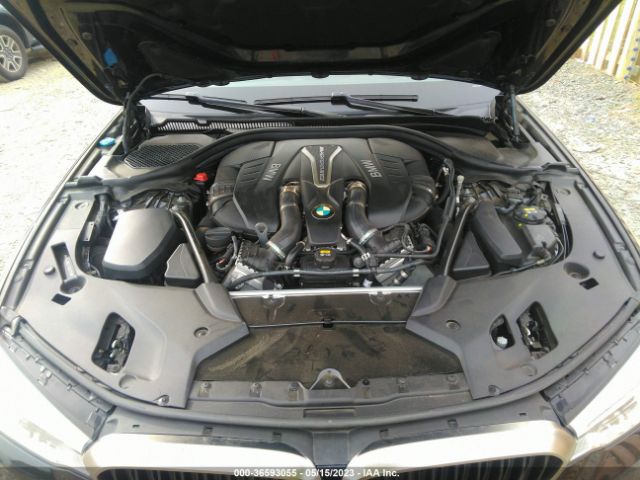 WBAJB9C51JB049110 BMW 5 Series M550i Xdrive