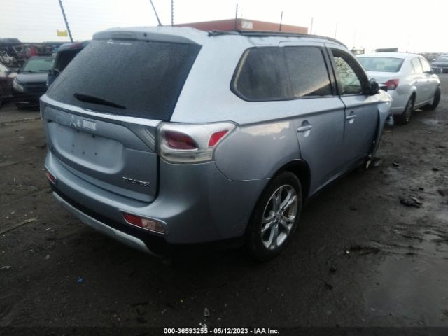 JA4AD3A31FZ002647 Mitsubishi Outlander Se