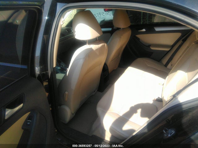 2013 VOLKSWAGEN JETTA SEDAN SE W/CONVENIENCE/SUNROOF VIN: 3VWDP7AJ4DM252315