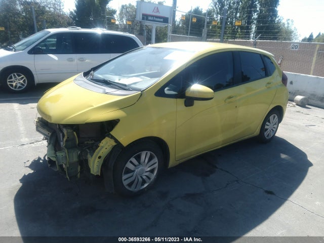 Honda FIT LX 2016 JHMGK5H50GS003659 Image 2
