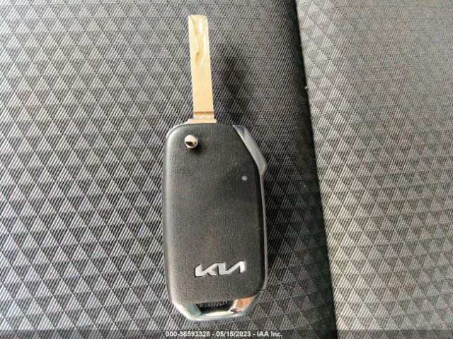 KNDJ23AU4P7866156 KIA SOUL LX