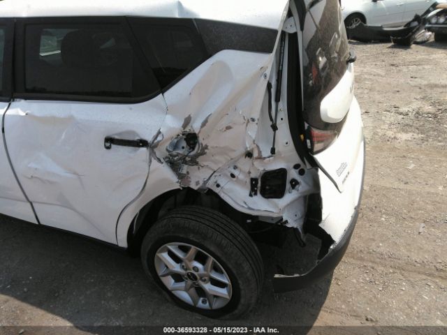 KNDJ23AU4P7866156 KIA SOUL LX