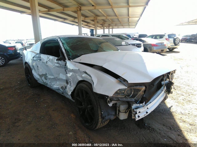 2014 1ZVBP8AM1E5288767 main image