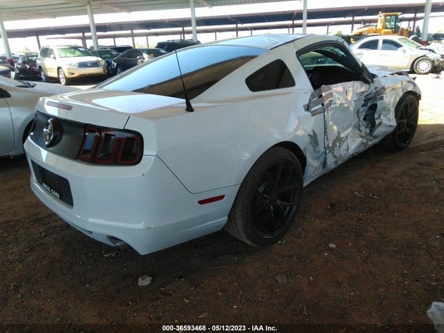 Ford Mustang V6 2014 1ZVBP8AM1E5288767 Image 4