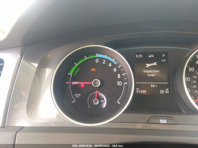 2016 Volkswagen Golf, VIN: WVWPP7AUXGW909973